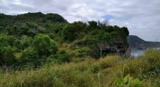 BUKIT PANTAI PARANGTRITIS TANAH GUNUNGKIDUL