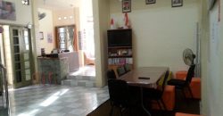 Rumah Tengah Kota Mangku Jalan Raya Gambiran Kota Yogyakarta