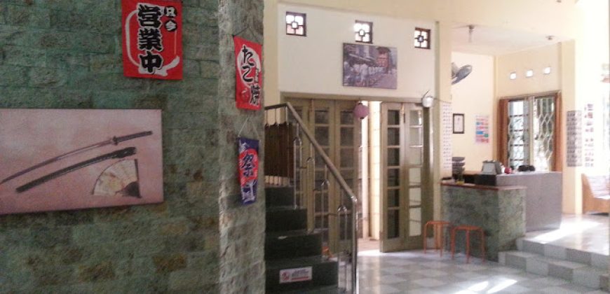 Rumah Tengah Kota Mangku Jalan Raya Gambiran Kota Yogyakarta